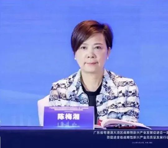 Royal�ʼ�88��÷�涭�³���ѡ������ս�»ḱ�᳤